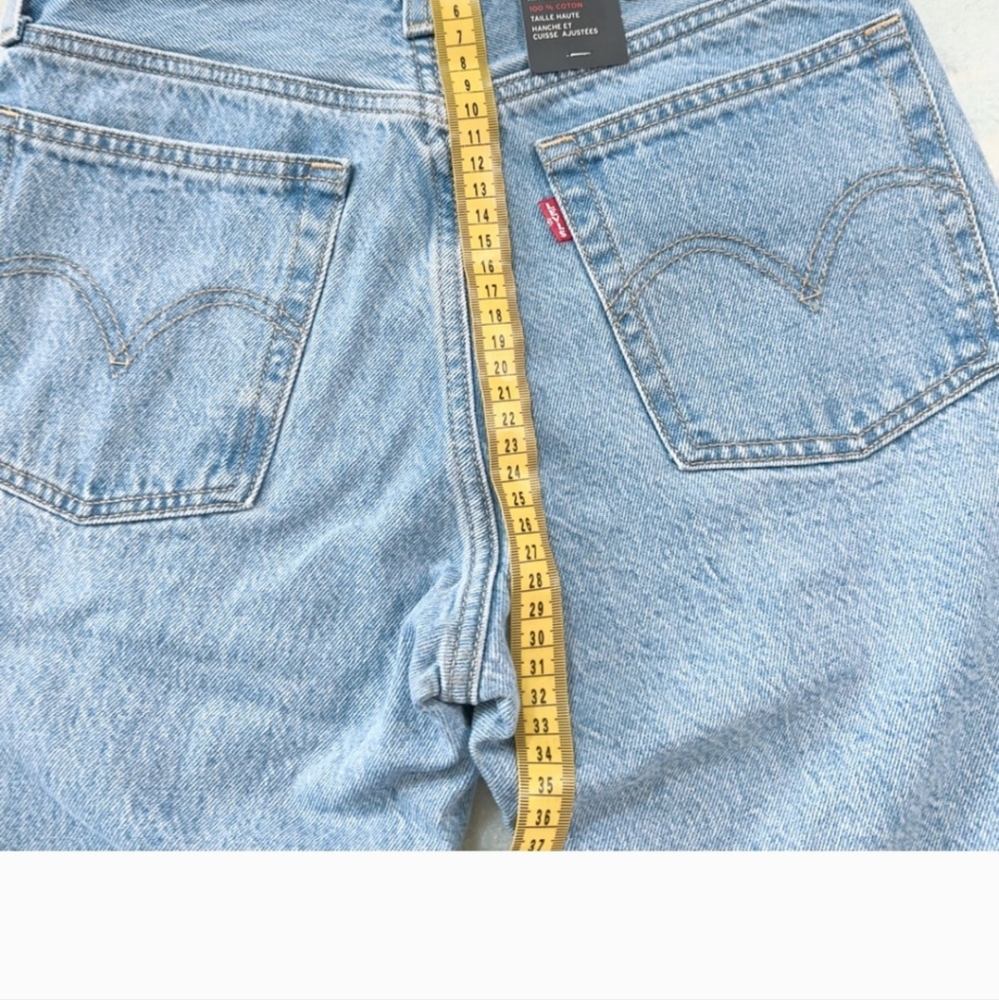 BNWT Levi's Wedgie Straight Jean's - Picture 8 of 9